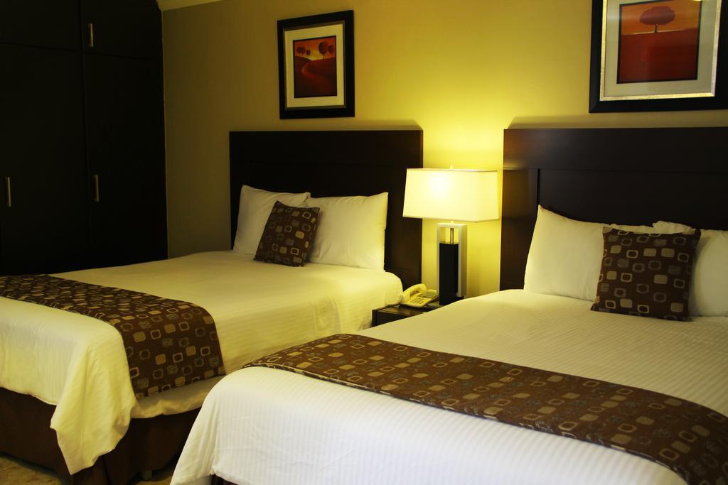 Aparthotel Sevilla Suites Panamaváros Szoba fotó